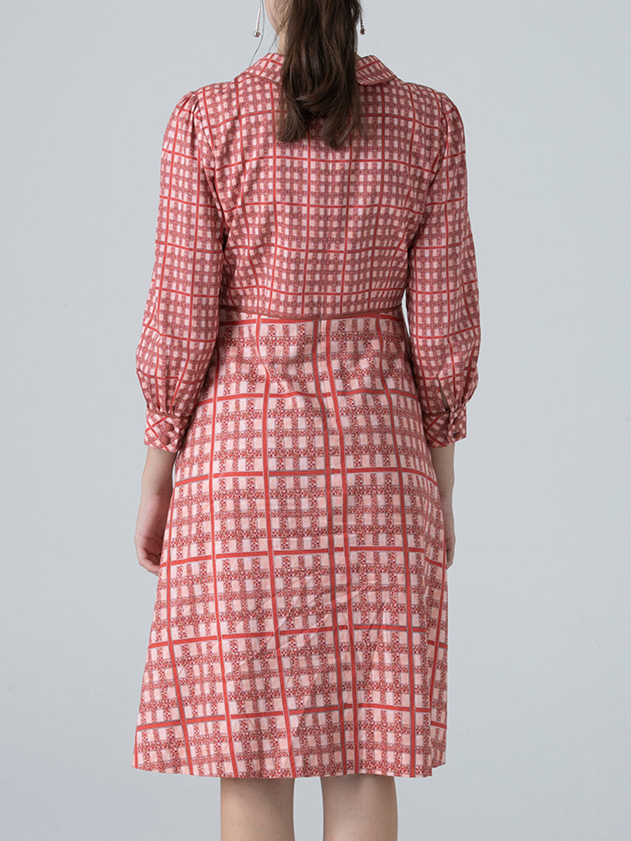 DAKS ชุดเดรส ผู้หญิง แขนยาว ลายเชค ทรง Regular Fit สีชมพู