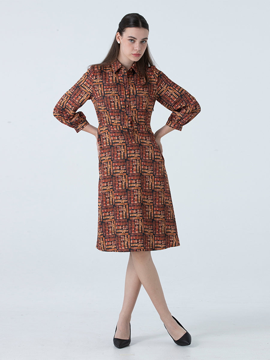 DAKS ชุดเดรส ผู้หญิง แขนยาว ทรง Regular Fit สีน้ำตาล