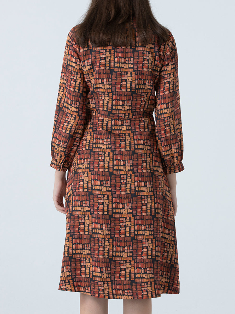 DAKS ชุดเดรส ผู้หญิง แขนยาว ทรง Regular Fit สีน้ำตาล