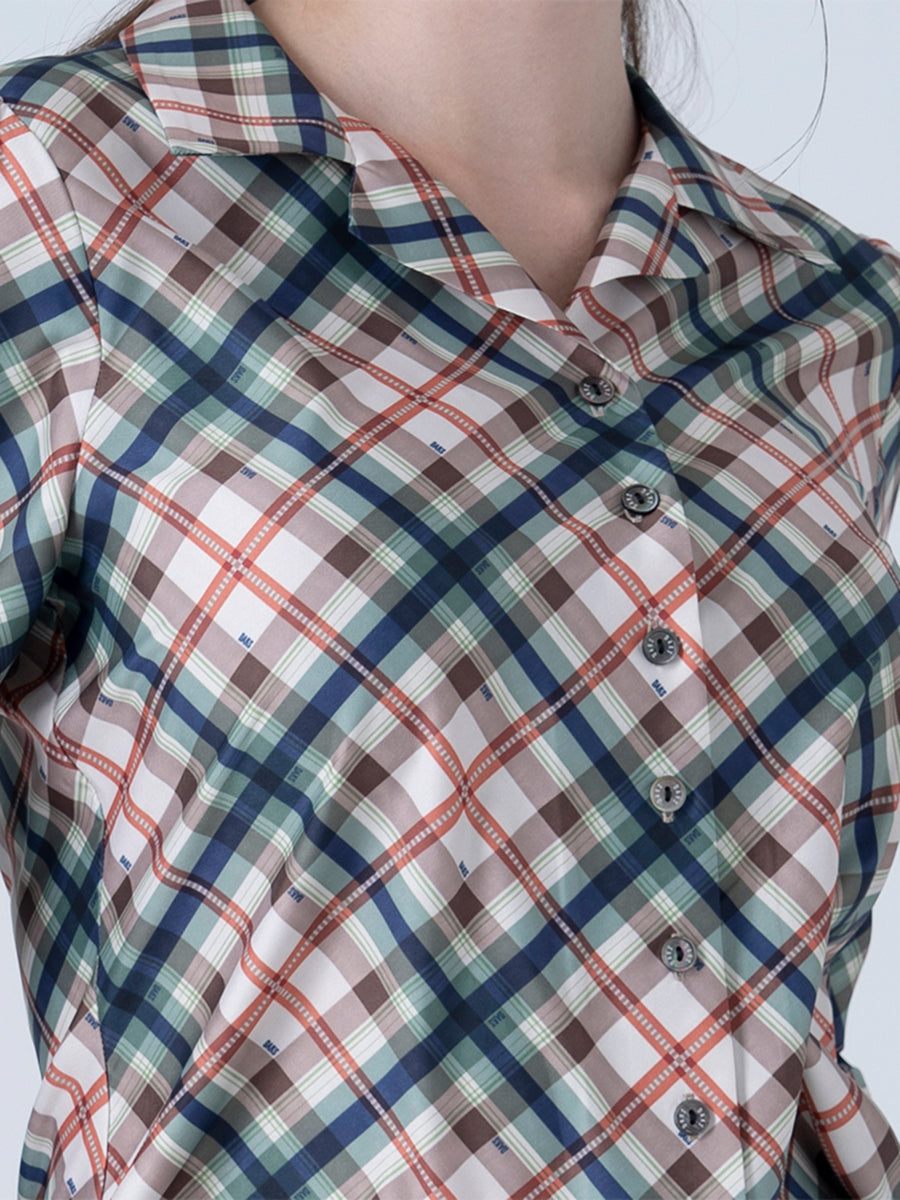 DAKS เสื้อเชิ้ต ผู้หญิง แขนยาว ลายเชค ทรง Regular Fit สีเขียว